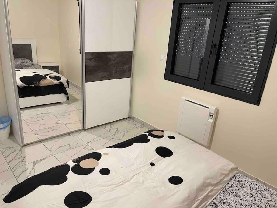 Masion Belle Vue Apartment Сарсел Екстериор снимка