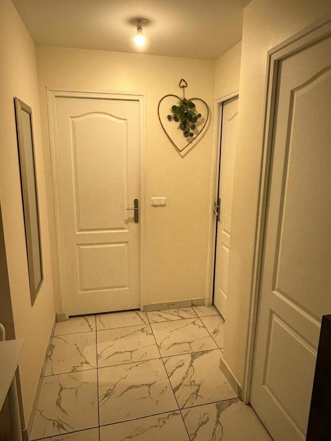 Masion Belle Vue Apartment Сарсел Екстериор снимка